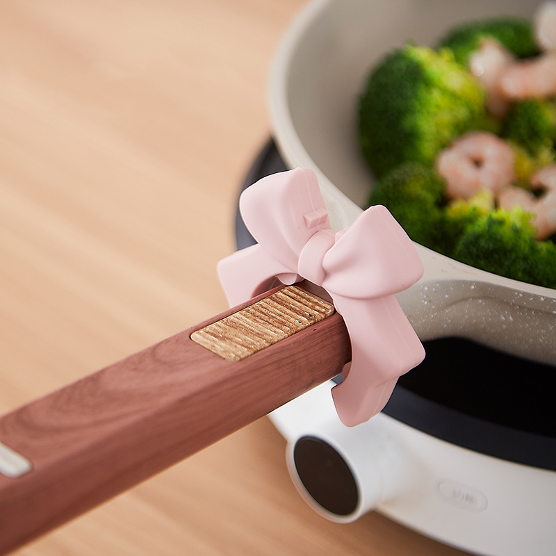 Mess-Free Silicone Utensil Rest for Kitchen Countertop